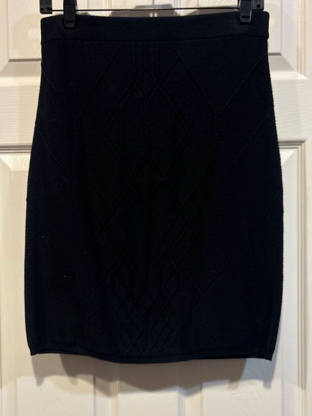 H&M Black Textured Knit Pencil Skirt